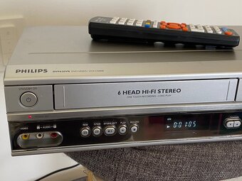 Kvalitní combo VHS a DVD přehrávač PHILIPS DVP620VR - 2