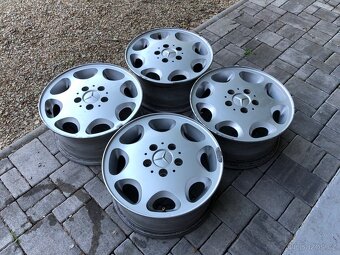 Mercedes půlměsíce, 8 loch, r15 - 2
