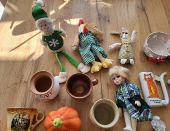 Velký set dekorací, sošky, figuríny, keramika, na parapet - 2