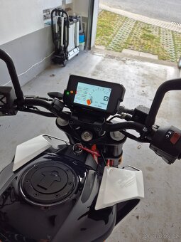 KTM 390 Duke - 2