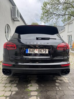 Porsche Cayenne S 4.2 V8 - 2