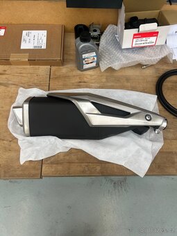 Výfuk Honda X-ADV 750 (2025) - 2