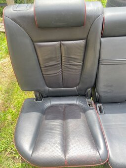 Hyundai santafe zadni sedacky - 2