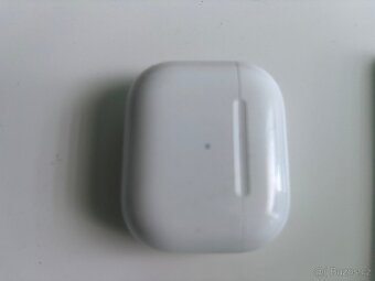 Apple AirPods 3. generace (2021) - 2