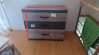 Skříň se šuplíky - 2