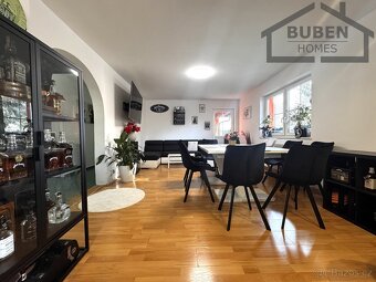 Dva rodinné domy se zahradním domkem a zahradou 903 m², Mari - 2