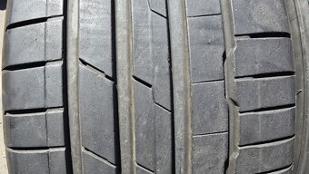 Letní pneu 235/35/19 Hankook - 2