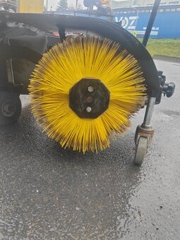 Stiga zametací kartáč ke stiga rider park pro 4x4 i 4x2 - 2