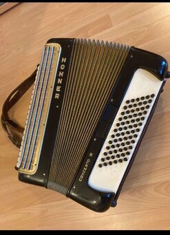 Akordeon HOHNER CONCERTO III - 72 basový - 2