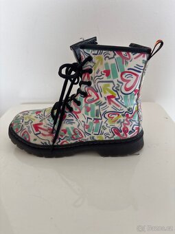 Prodam kotníkové boty - délka stélky 22 cm - 2