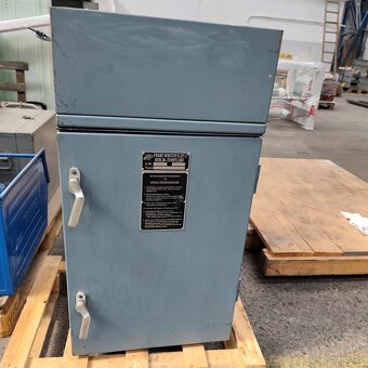 Odsávací zařízení pro brusky Franz Winterfeldt Berlin - 2