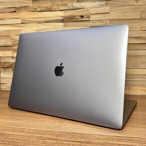 MacBook Pro 15 Touch Bar,i7, 2017, 16GB RAM, 1TB ZARUKA - 2
