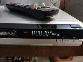 Panasonic DMR EX768 - 2