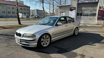 BMW E46 325i - 2