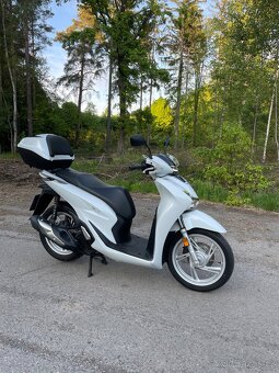 Honda SH 125i ABS - 2