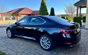 Škoda Superb Individual,DSG,BSR,kamera,Matrix,TOP STAV - 2