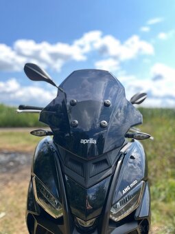 Aprilia SR GT 125 - 2