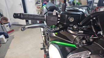 Kawasaki Z900 - 2