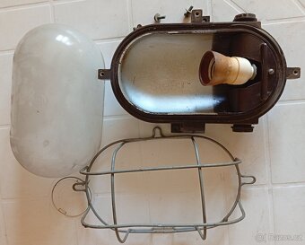 Retro sklepní světlo bakelit - 2