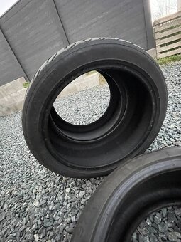 245/40/18 3X - 2