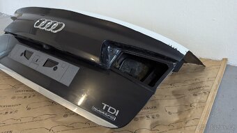 Páté dveře Audi A6 C7 facelift barva Y9T - 2