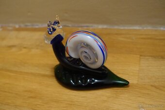 Ručně vyráběný skleněný šnek na listu – dekorace Murano - 2