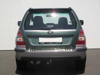 Subaru Forester SG 2005-2007 zadní nákladovou hranu - 2