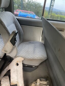 VW T4 multivan na dily - lavice, kapitanske sedacky, tapce - 2