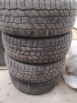 215/70R16 discover at3 cooper - 2