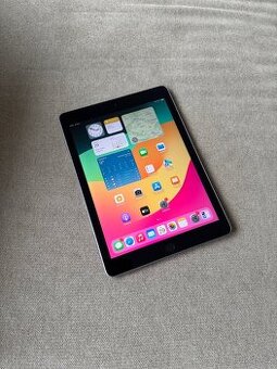 Apple iPad 6. gen 32gb černý, baterie 92% - 2