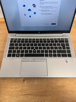 HP EliteBook 840 G7 – i5 vPro, 16GB RAM, 256GB SSD - 2