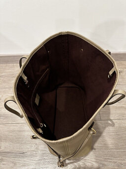 Kabelka Louis Vuitton Neverfull MM v provedení Tourterelle s - 2