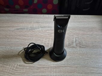 Zastřihovač vousů a vlasů - 2