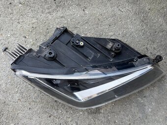 Full LED Světlomet SEAT LEON - PRAVÝ - 2