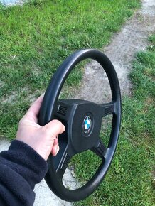 Volant BMW E30 - 2