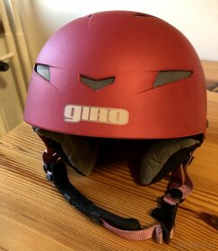 Lyžařská helma značky GIRO, vel. XS - 2