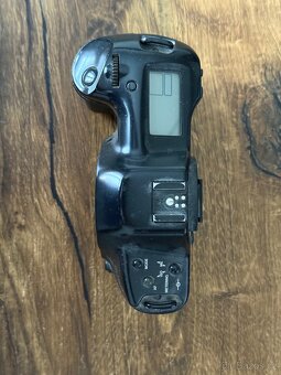 Canon eos-1 - 2