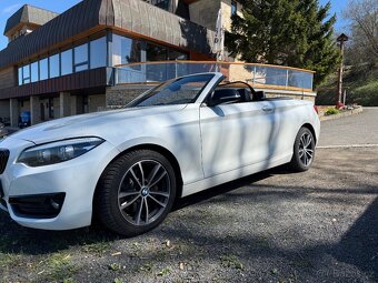 BMW 220i kabriolet - 2