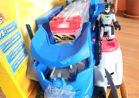 RC model Batman se šipkami - 2