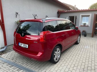 Peugeot 5008 2.0HDi PREMIUM - 2