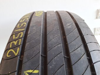 Prodám letní pneu 235/55/19   105w Michelin - 2