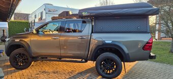 Toyota Hilux, 2,8 expediční úpravy Ojeté, 11/2022, 33 000 km - 2
