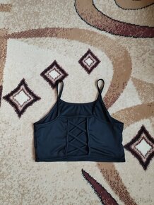 černý crop top - 2