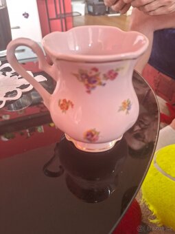 Ruzovi porcelan - 2