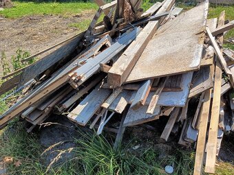 Za symbolickou cenu 1000 Kč nabízím směs dřeva na topeni - 2