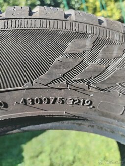 Pneu Nokian 195/65 R15 - 2