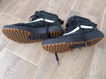VANS - 2