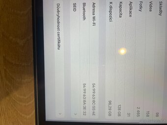 Prodám iPad Mini 4 stříbrný 128GB - 2