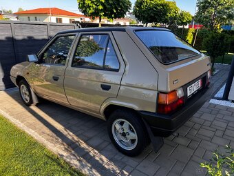 Škoda Favorit 136L 1990 - 2