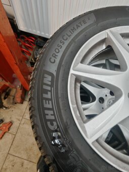 Alu disky s pneumatiky Hyundai ix35 - 2